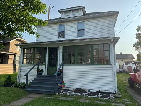 952 Erie St, Elmira, NY 14904