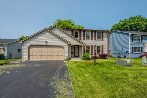 11 Brightwoods Ln, Rochester, NY 14623