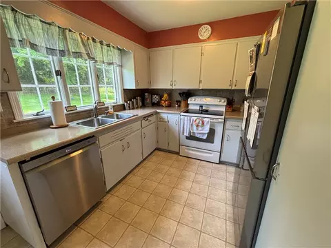Kitchen - 46 Dickerson St, Lyons, NY 14489 photo 5 of 5