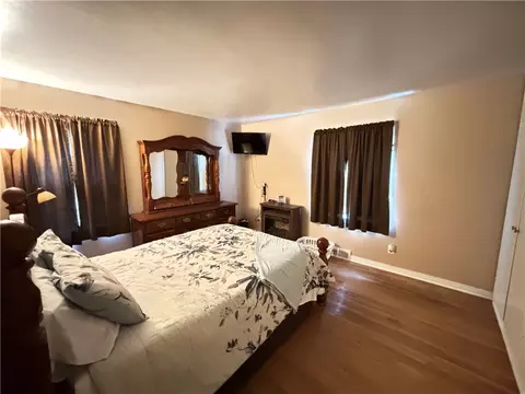 Bedroom - 46 Dickerson St, Lyons, NY 14489 photo 2 of 5