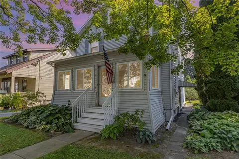 27 S Morrell Ave, Geneva, NY 14456