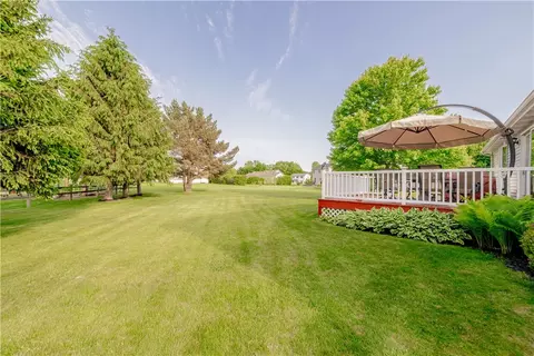 920 Limpet Dr, Webster, NY 14580 photo 20
