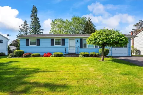 325 Laura Dr, Greece, NY 14626