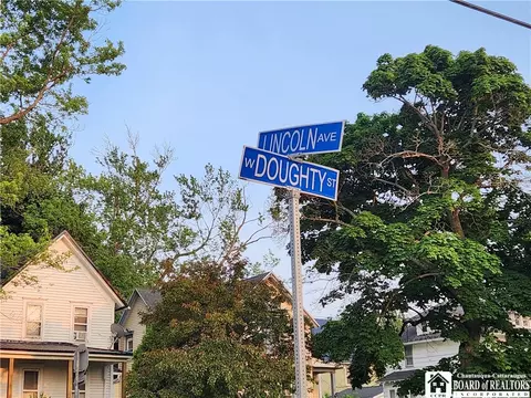 200 Lincoln Ave, Dunkirk, NY 14048