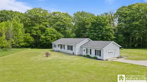 7236 Rogerville Rd, Westfield, NY 14787