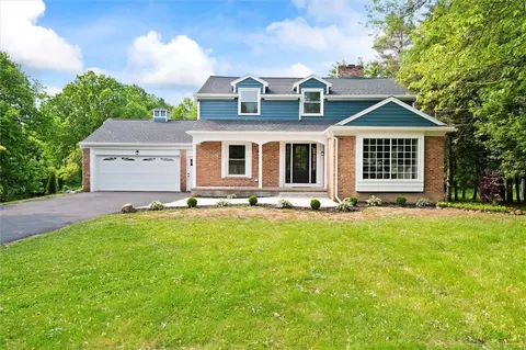 58 Canfield Rd, Pittsford, NY 14534