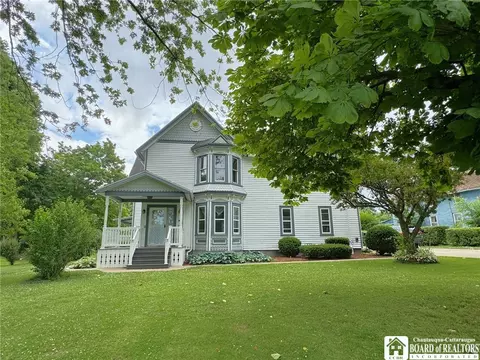 1483 Buffalo St, Hanover, NY 14136