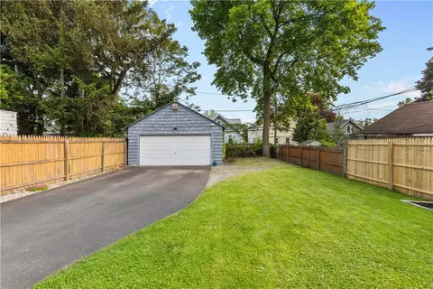 24 Spencer Rd, Irondequoit, NY 14609 photo 36