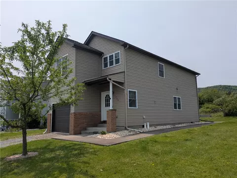 220 N Onofrio St, Bradford City, PA 16701