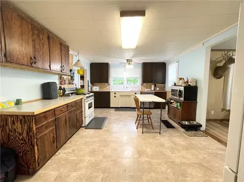 Kitchen - 1663 Bingham Rd, Cyclone, PA 16726 photo 2 of 5