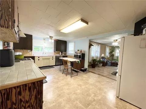 Kitchen - 1663 Bingham Rd, Cyclone, PA 16726 photo 1 of 5