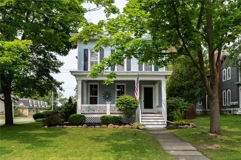29 Ellicott Ave, Batavia, NY 14020