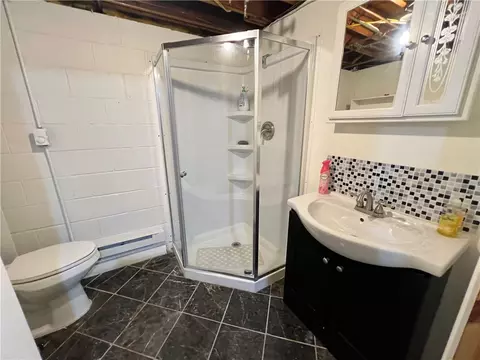 Bath - 793 Helendale Rd, Irondequoit, NY 14609 photo 7 of 7