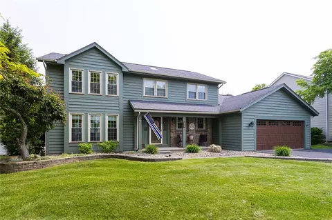 60 Redcedar Dr, Greece, NY 14616