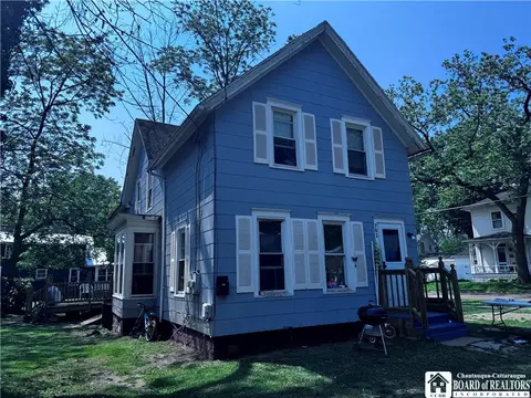 703 Eagle St, Dunkirk, NY 14048