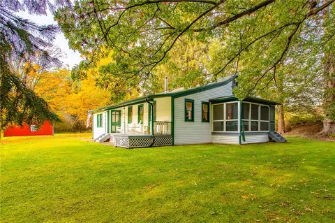 10372 Riverlawn Rd, Hume, NY 14735