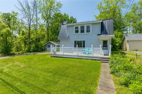 2352 Lower Lake Rd, Seneca Falls, NY 13148