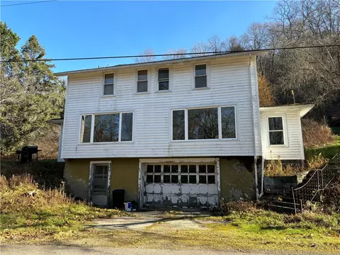 100 Brickwork Rd, Hamlin, PA 16735 photo 2