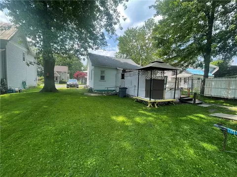 Exterior - 6 Taylor Ave, Waterloo, NY 13165 photo 3 of 5