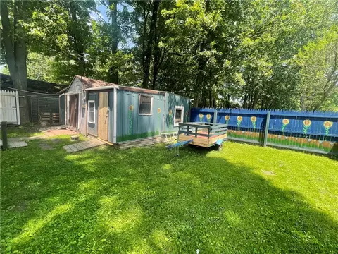 Exterior - 6 Taylor Ave, Waterloo, NY 13165 photo 4 of 5