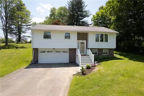 233 Juneberry Rd, Vestal, NY 13850
