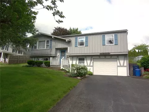 233 Stafford St, Palmyra, NY 14522