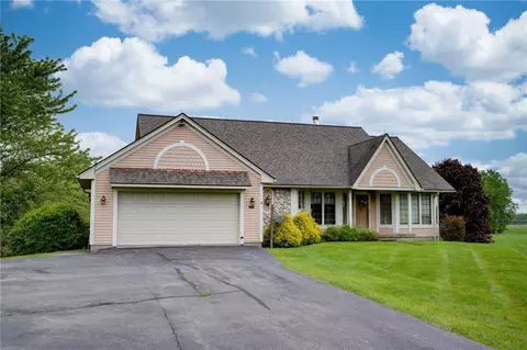 3161 County Road 20, Seneca, NY 14561