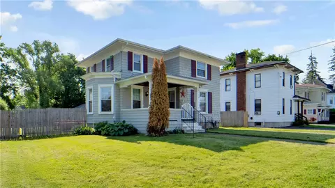 318 East Ave, Arcadia, NY 14513