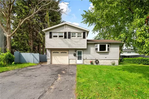 205 Avon Ave, Salina, NY 13088