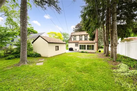 25 Kiniry Dr, Irondequoit, NY 14609 photo 22