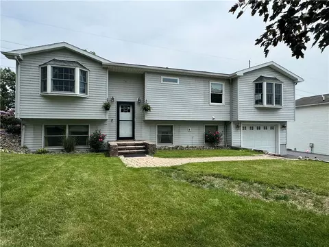 142 Biltmore Dr, Horseheads, NY 14845