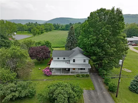 6956 E Washington St Ext, Bath, NY 14810