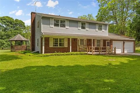 24 Chili Riga Townline Rd, Chili, NY 14428