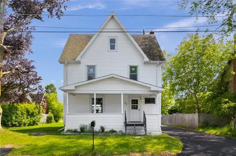 23 Orchard Ave, Hamlin, NY 14464