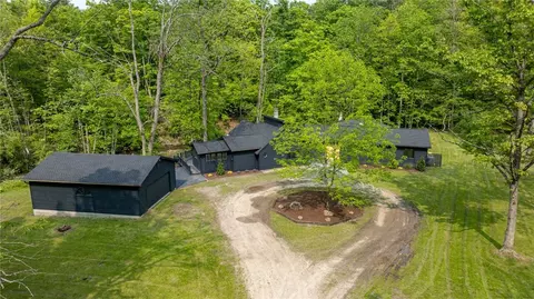 5221 Lower Egypt Rd, Bristol, NY 14424