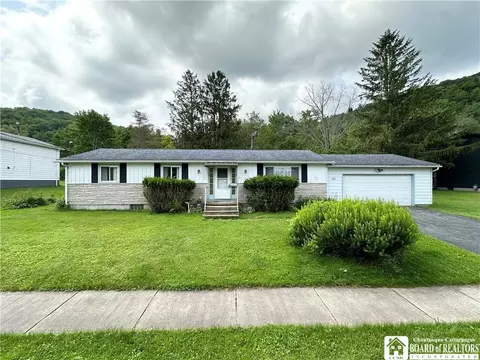 568 York St, Olean, NY 14760