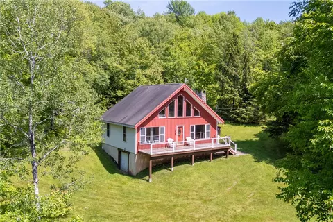 282 Hillys Ln, Middletown, NY 12459