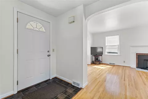 55 Heberton Rd, Irondequoit, NY 14622 photo 6