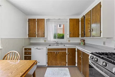 55 Heberton Rd, Irondequoit, NY 14622 photo 17