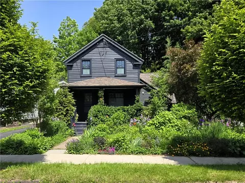 8 Orchard St, Delhi, NY 13753