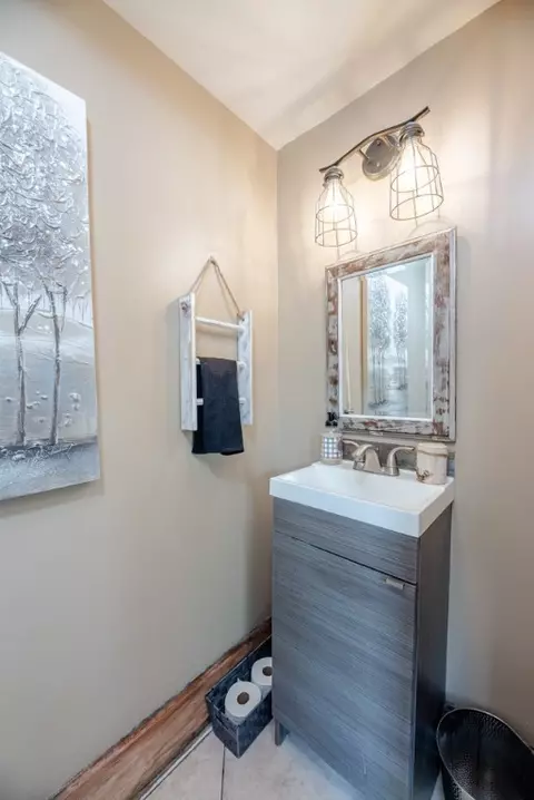 104 Keating Dr, Irondequoit, NY 14622 photo 8