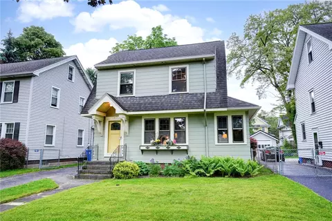 563 Rocket St, Rochester, NY 14609