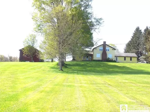 6349 Randolph Rd, North Harmony, NY 14710