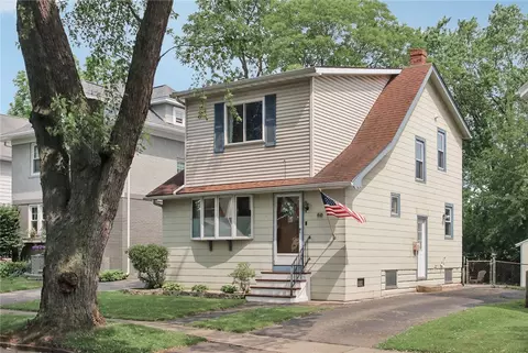 60 Gale Ter, Rochester, NY 14610