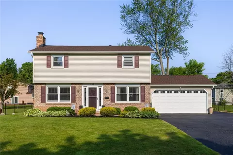 339 Wood Rd, Greece, NY 14626