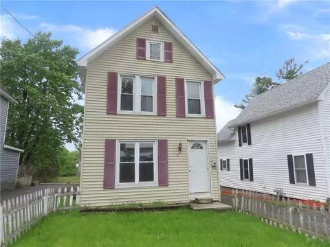 472 Portage St, Watertown, NY 13601