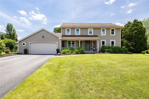 346 Willowood Dr, Greece, NY 14612