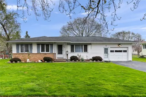 66 Landau Dr, Gates, NY 14606