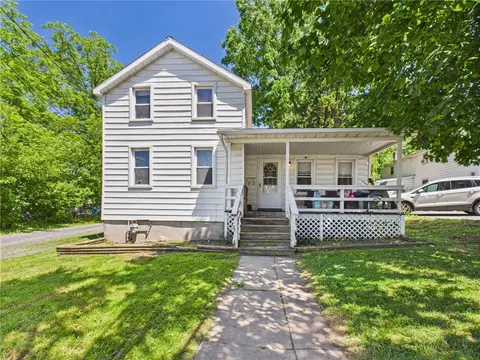 17 Perrine St, Auburn, NY 13021