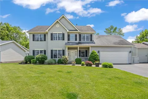 16 Leah Ln, Chili, NY 14514